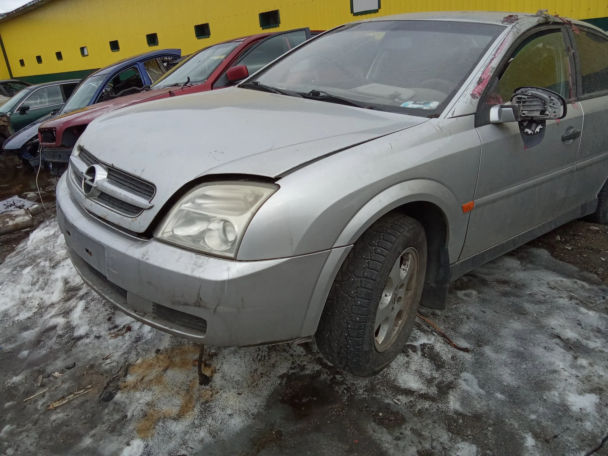 Усилитель бампера передний верхний Opel Vectra C 2002-2008