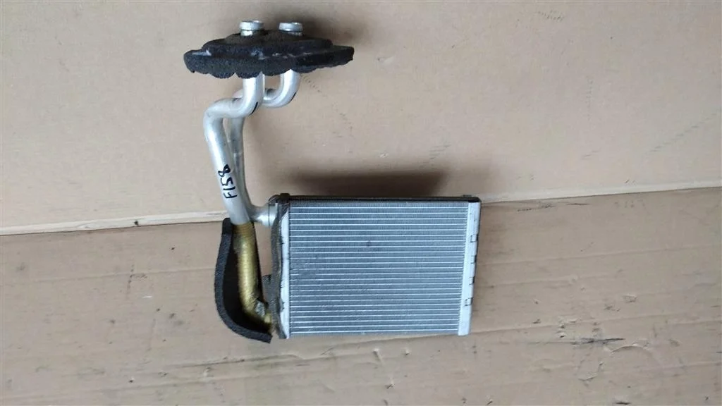 Б.у. радиатор печки NISSAN JUKE F15E NISSAN JUKE F15E