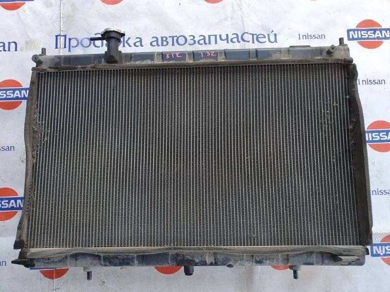 Радиатор охлаждения двигателя Nissan X Trail 2015 214104CM0A T32 MR20DD, передний