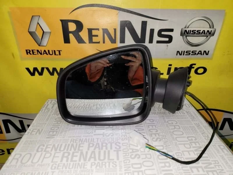 Зеркало боковое левое Renault Duster