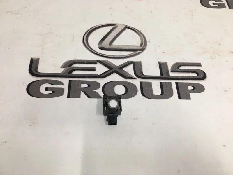 Датчик парковки Lexus Nx300H AYZ15L 2ARFXE 2017