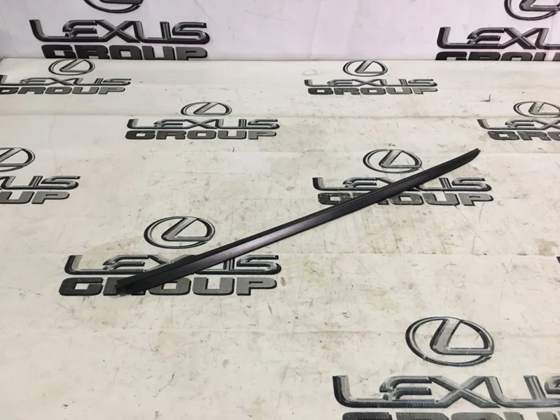 Молдинг лобового стекла левый Lexus Nx200 ZGZ10L