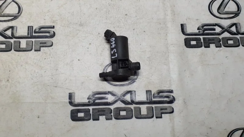 Насос омывателя фар Lexus Ls600H UVF45L 2URFSE