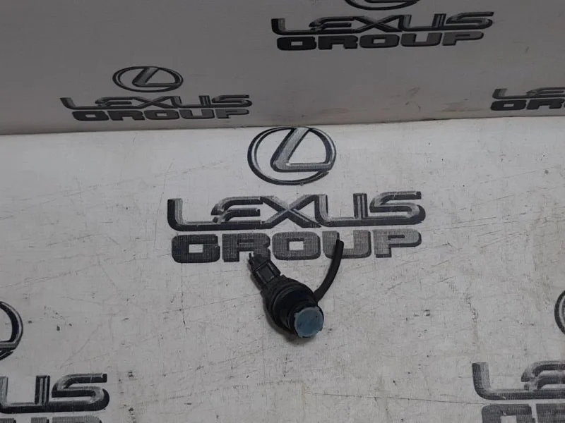 Насос омывателя заднего стекла задний Lexus Rx400H