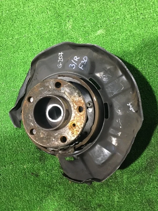 Кулак задний BMW 328iX 2013 F30