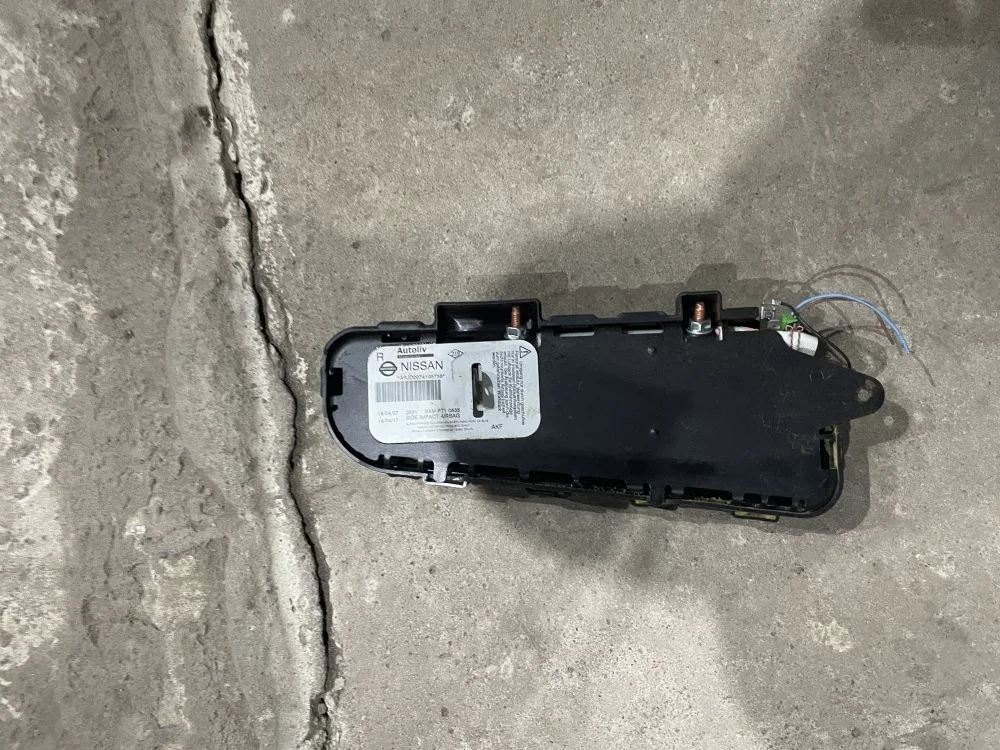 подушка в сиденье airbag правое nissan qashqai J10