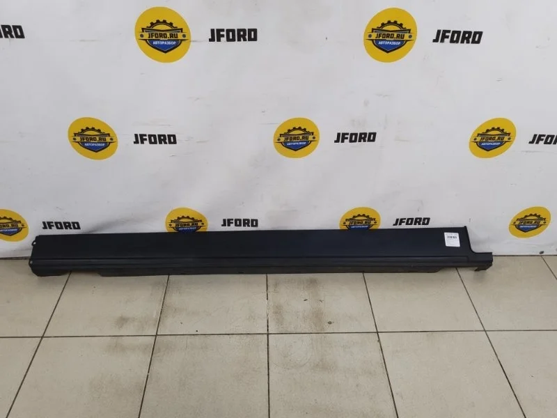 Накладка порог Land Rover Discovery 5 2019 L462