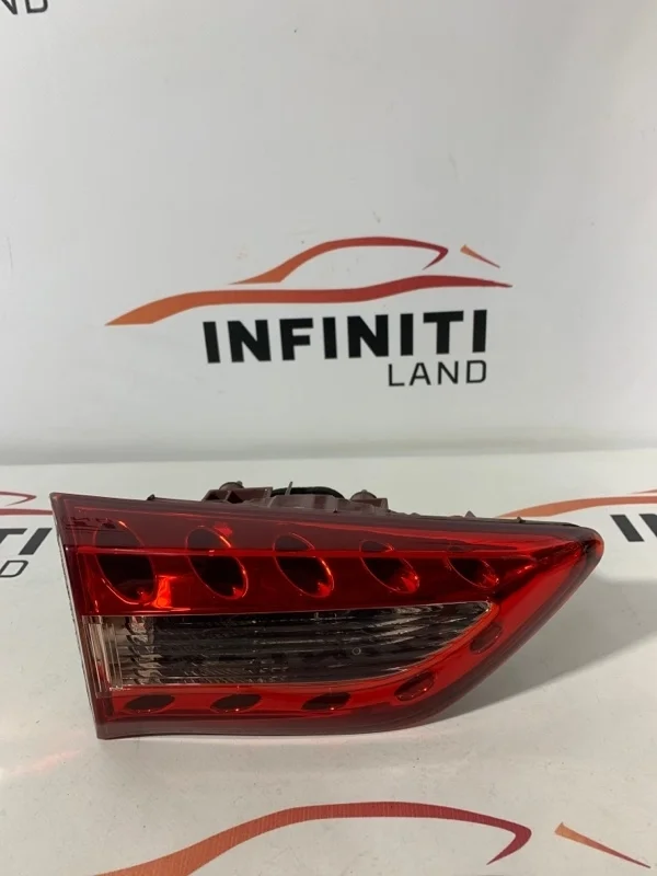 Фонарь крышки багажника Infiniti QX70/FX S51