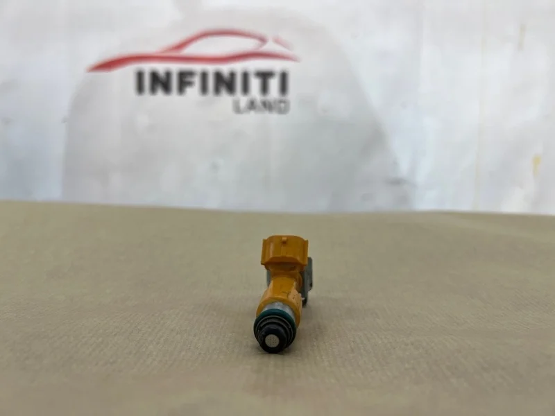 Форсунка топливная Infiniti QX70 FX S51