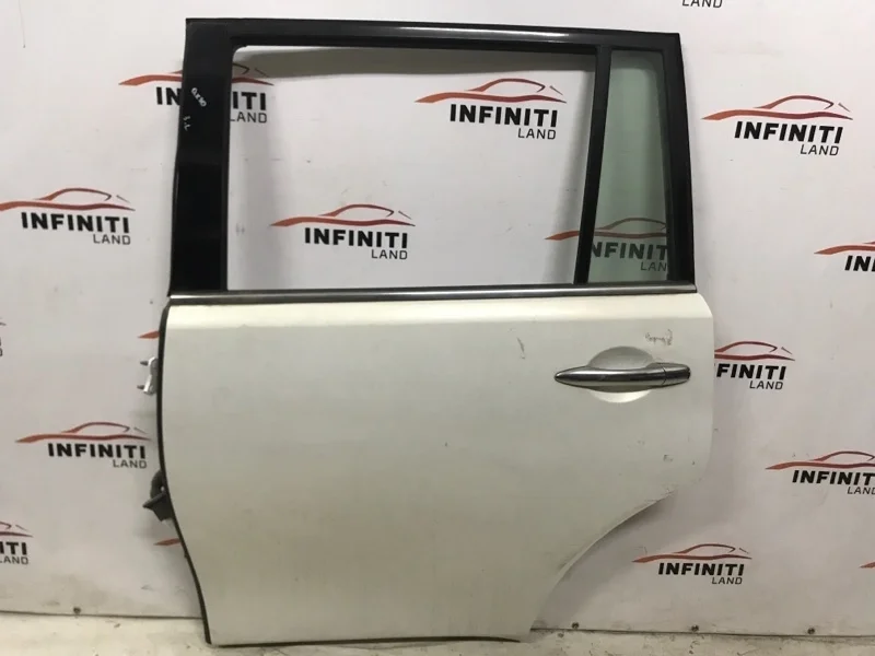 Дверь Infiniti QX80/QX56 Z62