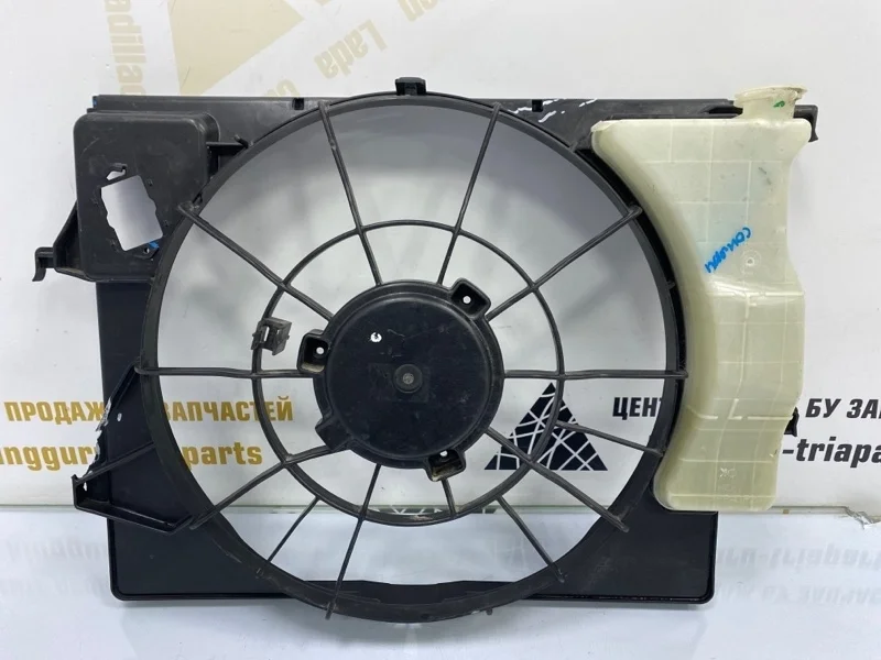 Диффузор радиатора Hyundai Solaris 2017-2020 HCR до Рестайлинг