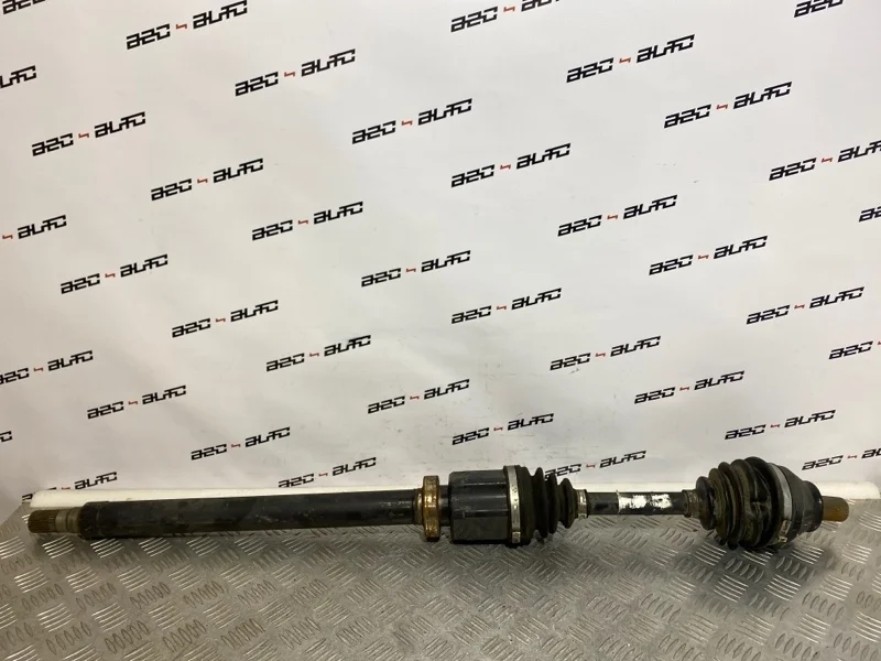 Приводной вал Volvo V70 2008 30783206 2.5, правый