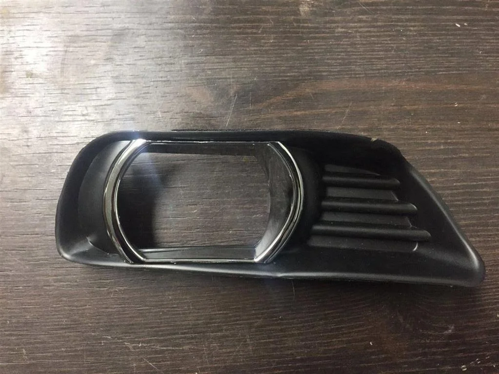Б.у. рамка туманки TOYOTA CAMRY V40 ACV40 TOYOTA CAMRY V40 ACV40