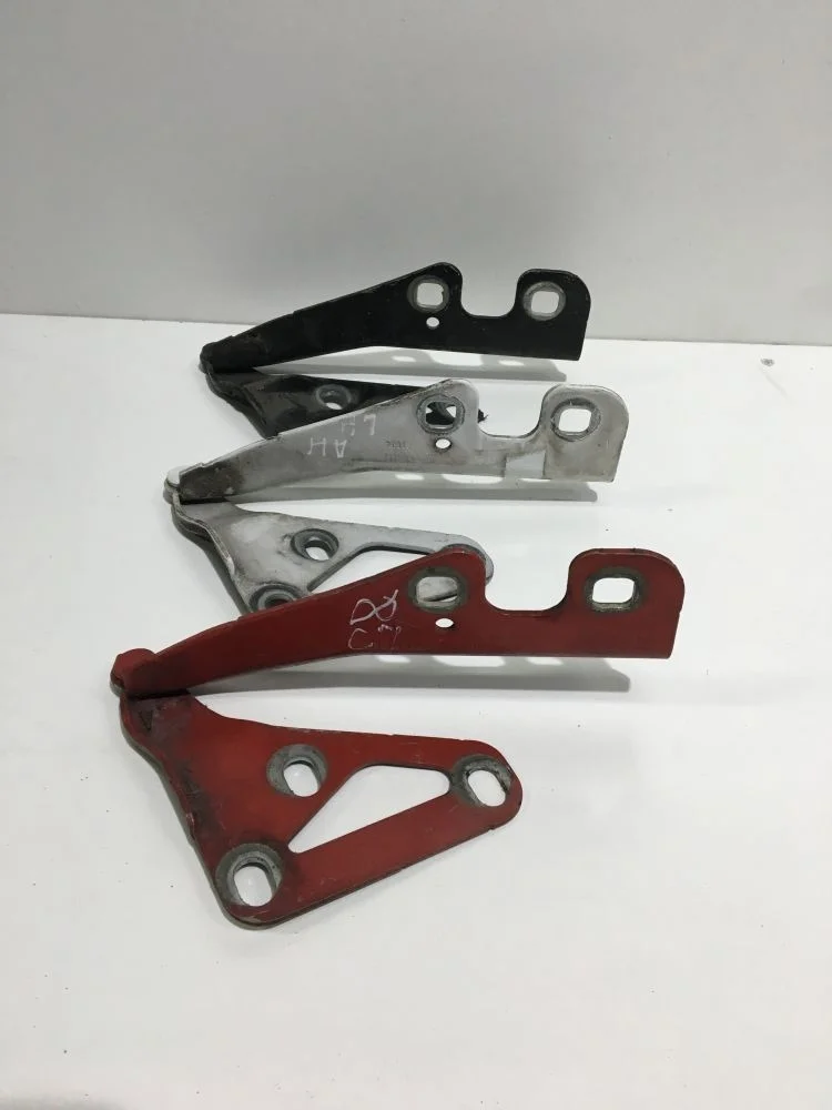 Петля капота левая Opel Astra h