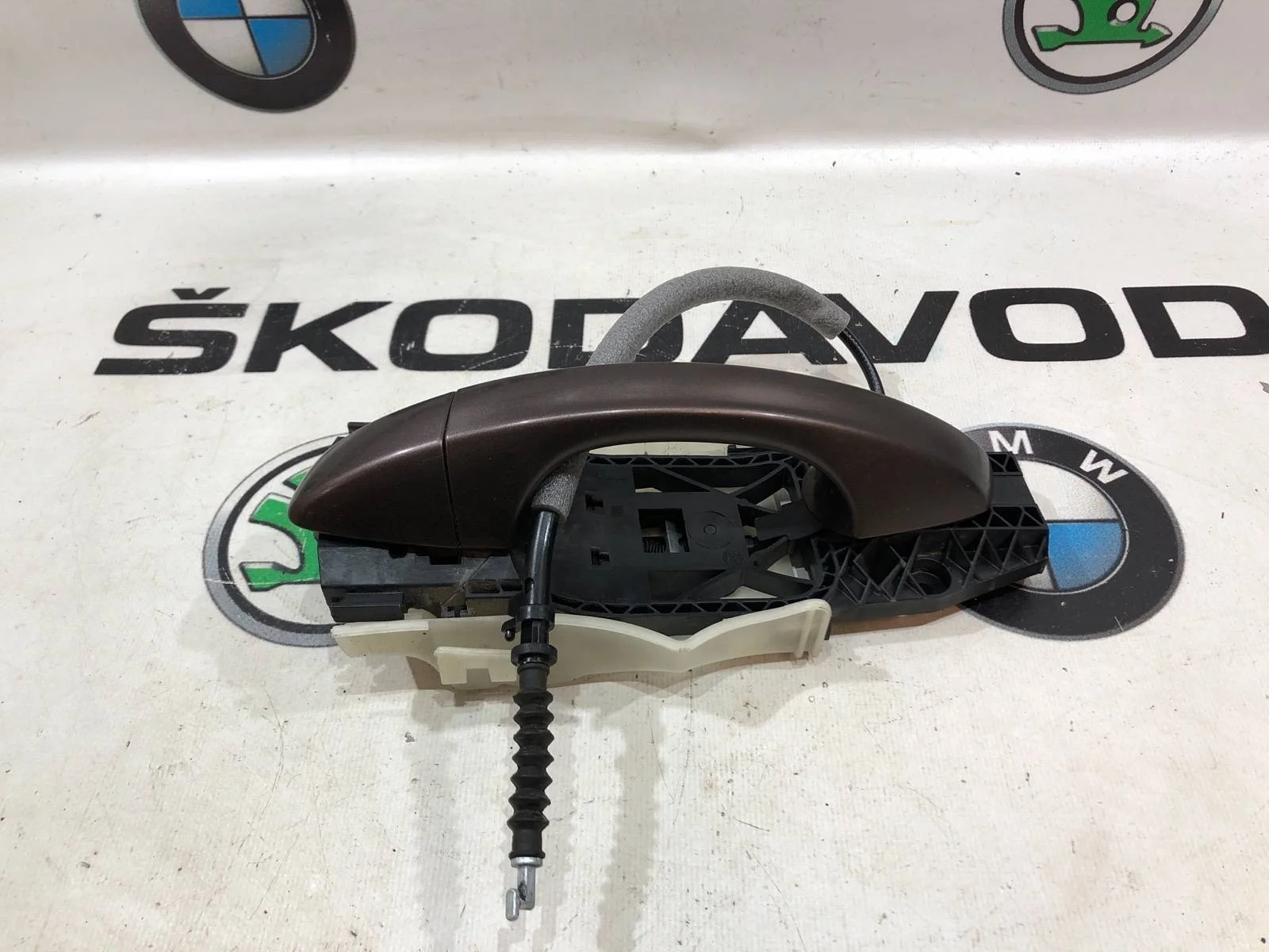 Ручка двери внешняя Skoda Octavia 2016 5L0837885C A7 (5E) 1.6 CWVA, задняя левая