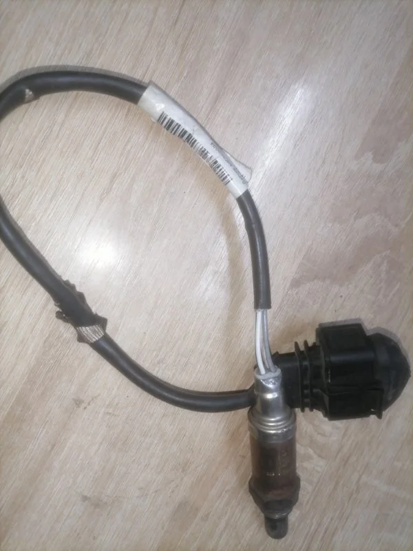 Датчик кислорода Volkswagen Passat