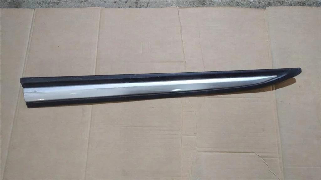 Б.у. молдинг двери MITSUBISHI OUTLANDER GF2W MITSUBISHI OUTLANDER GF2W