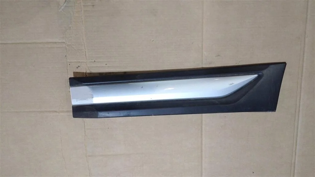 Б.у. молдинг двери MITSUBISHI OUTLANDER GF2W MITSUBISHI OUTLANDER GF2W