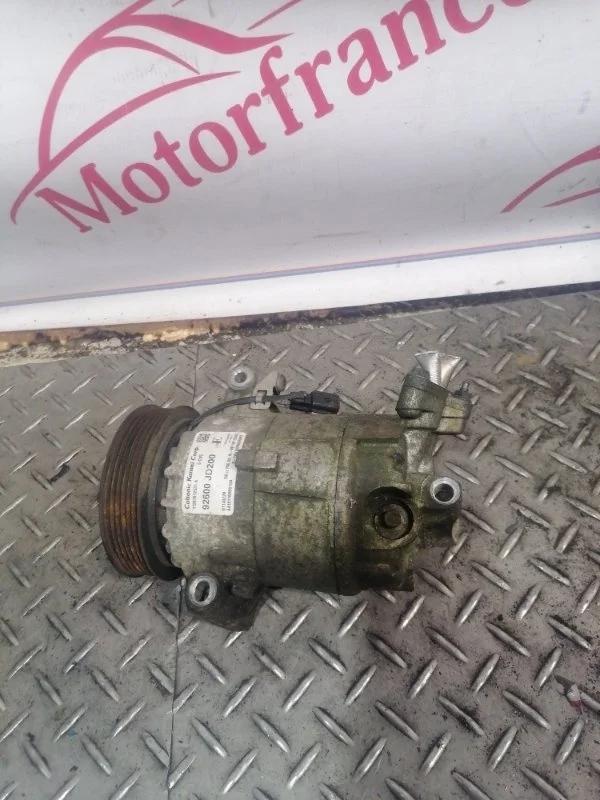 Компрессор кондиционера Nissan Qashqai 23100JD200 J10 2.0 MR20DE