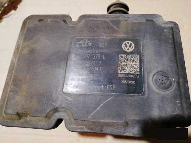 Блок abs VW Touareg 2003-2010 7L