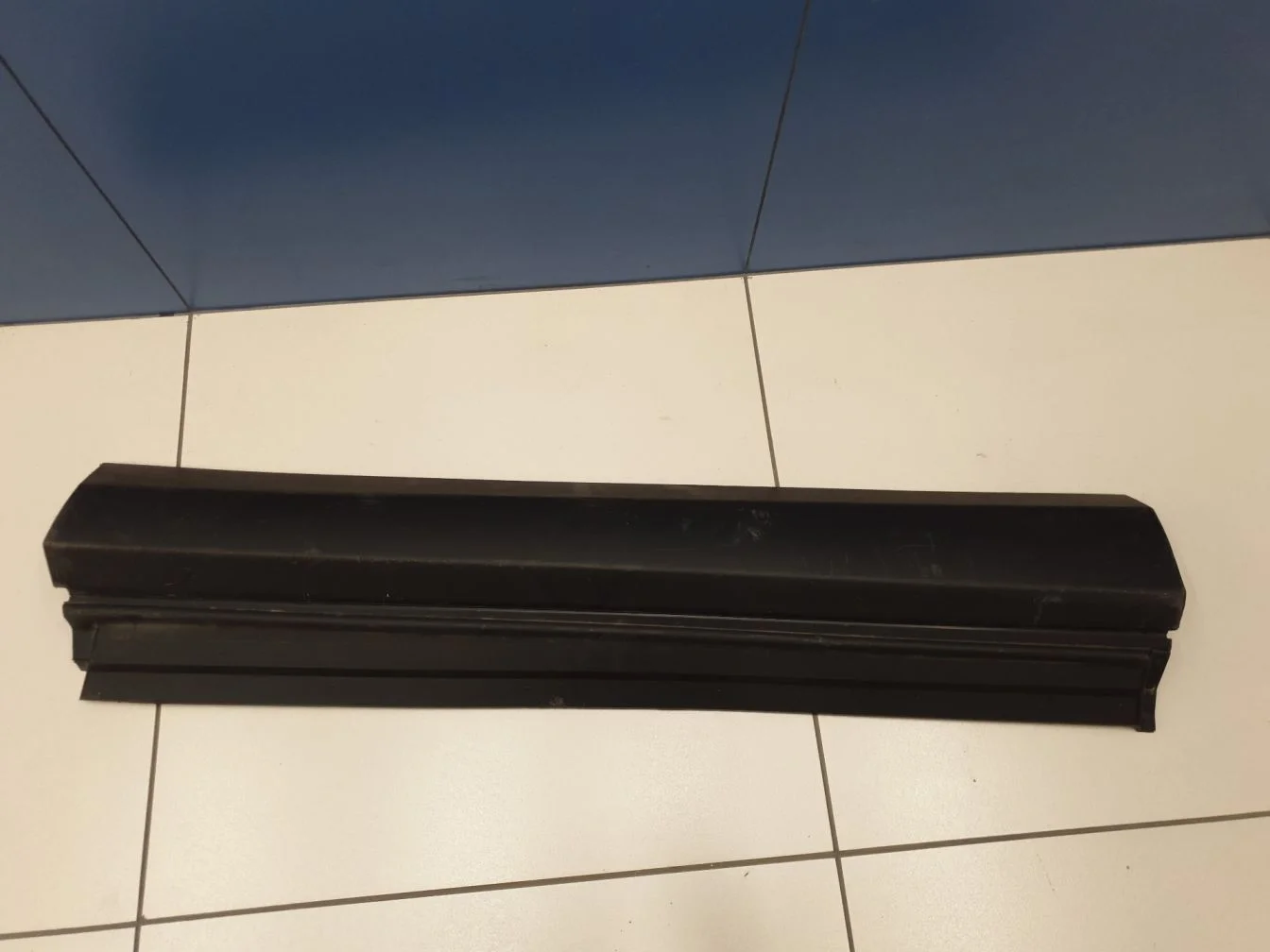 Молдинг двери левый передний для Toyota RAV 4 2013-2019