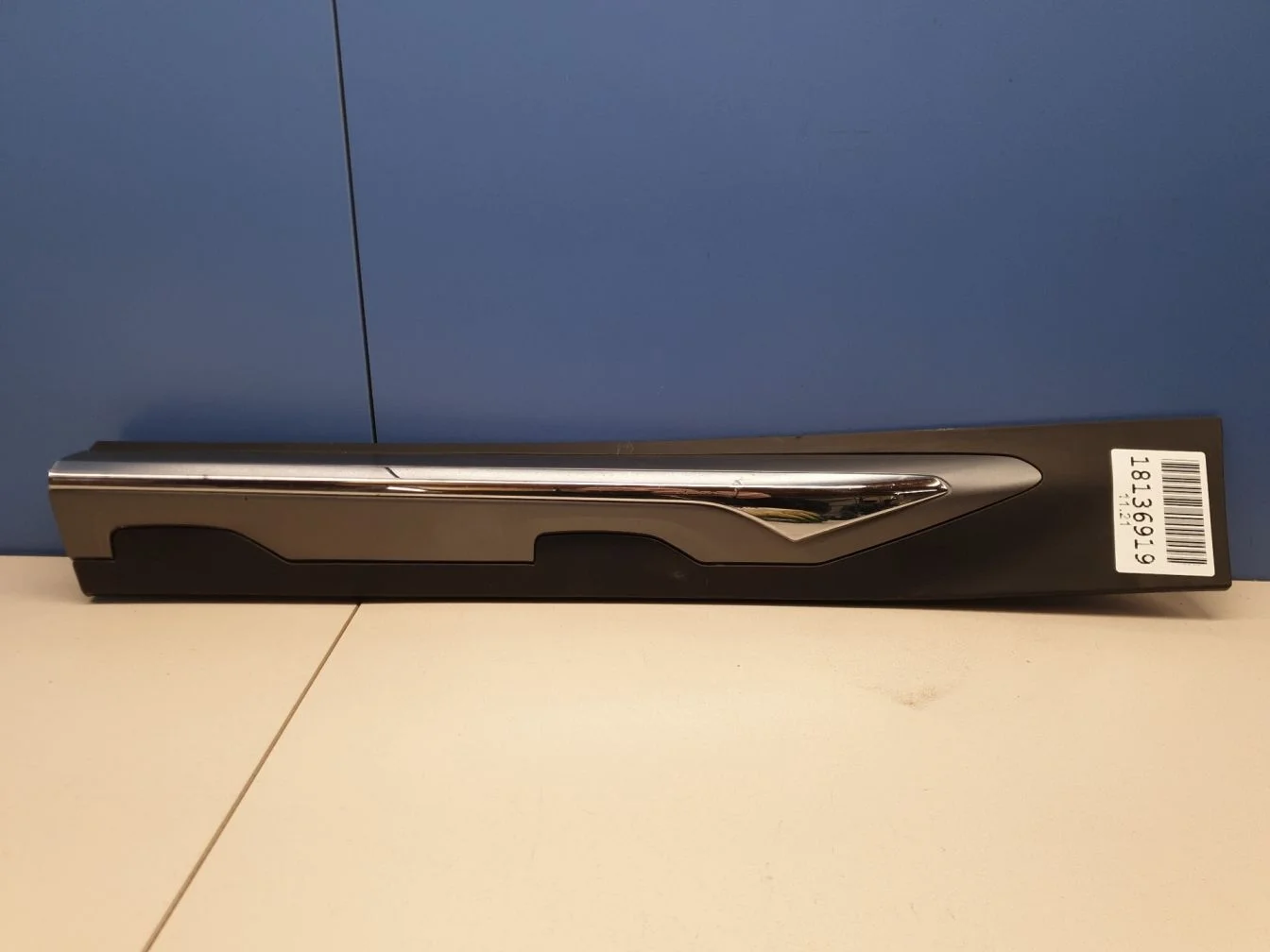 Молдинг двери левый задний для BMW X3 G01 G08 2017-