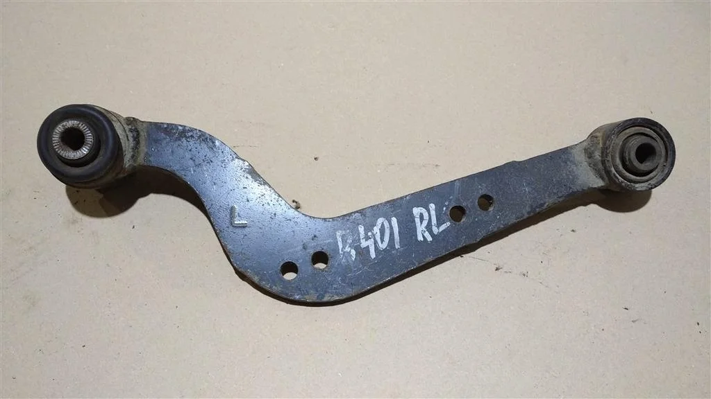 Б.у. рычаг TOYOTA RAV4 ZSA40 TOYOTA RAV4 ZSA40