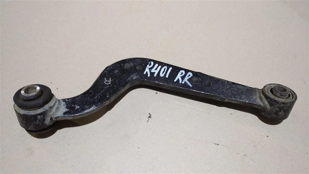 Б.у. рычаг TOYOTA RAV4 ZSA40 TOYOTA RAV4 ZSA40