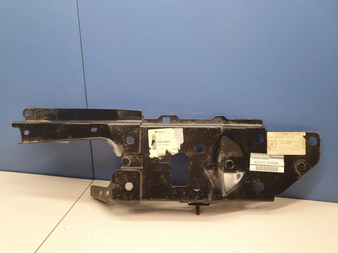 Кронштейн панели радиатора левый для Nissan X-Trail T31 2007-2014