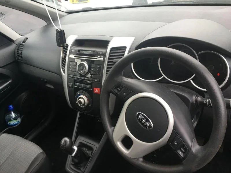 Продажа Kia Venga 1.4 (90Hp) (G4FA) FWD MT по запчастям