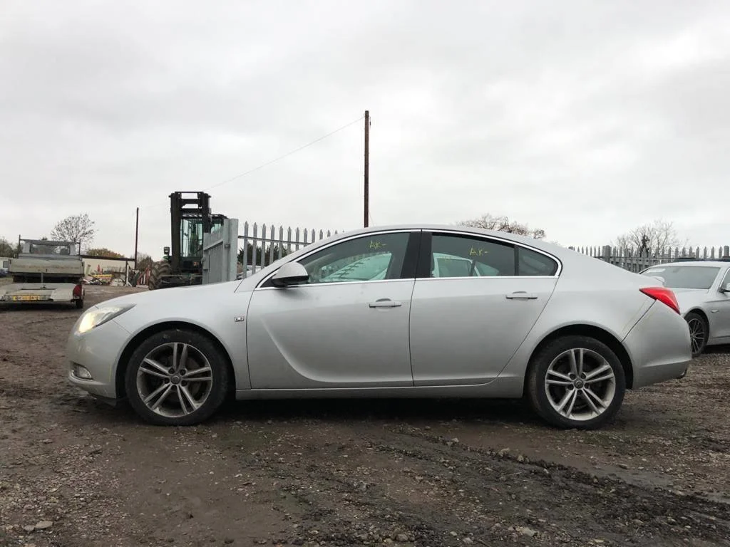 Продажа Opel Insignia 2.0 (220Hp) (A20NHT) FWD MT по запчастям