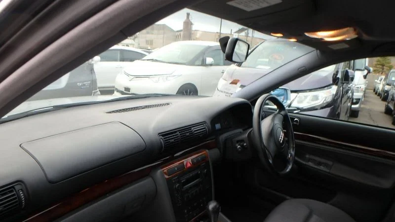 Продажа Audi A4 1.8 (125Hp) (APT) FWD MT по запчастям