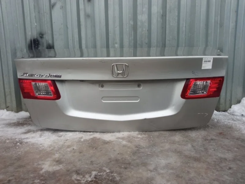 Крышка багажника Honda Accord 8 2008-2010