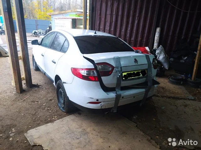 Продажа Renault Fluence 1.6 (106Hp) (K4M 839) FWD AT по запчастям