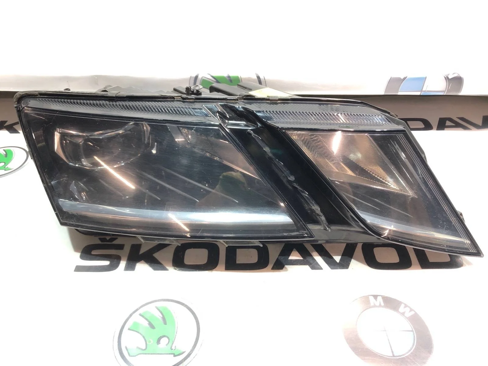 Фара Skoda Octavia 2020 5E1941016E A7 (5E) 1.4 CZDA, передняя правая