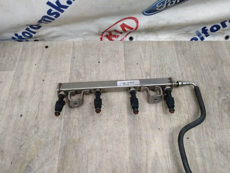 Топливная рампа FORD FOCUS 2 2007г