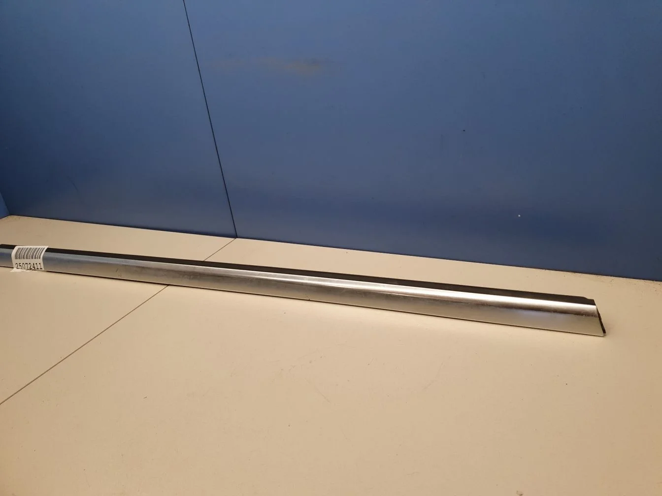 Молдинг стекла передней правой двери для Mercedes CLA-klasse C117 2013-2019