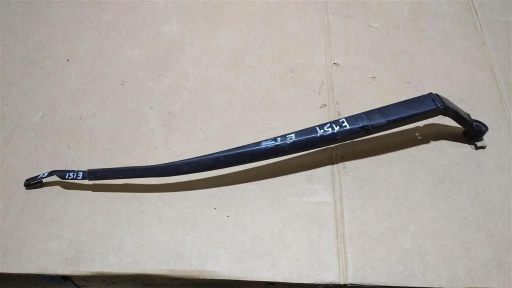Б.у. поводок дворника TOYOTA COROLLA ZRE151 TOYOTA COROLLA ZRE151
