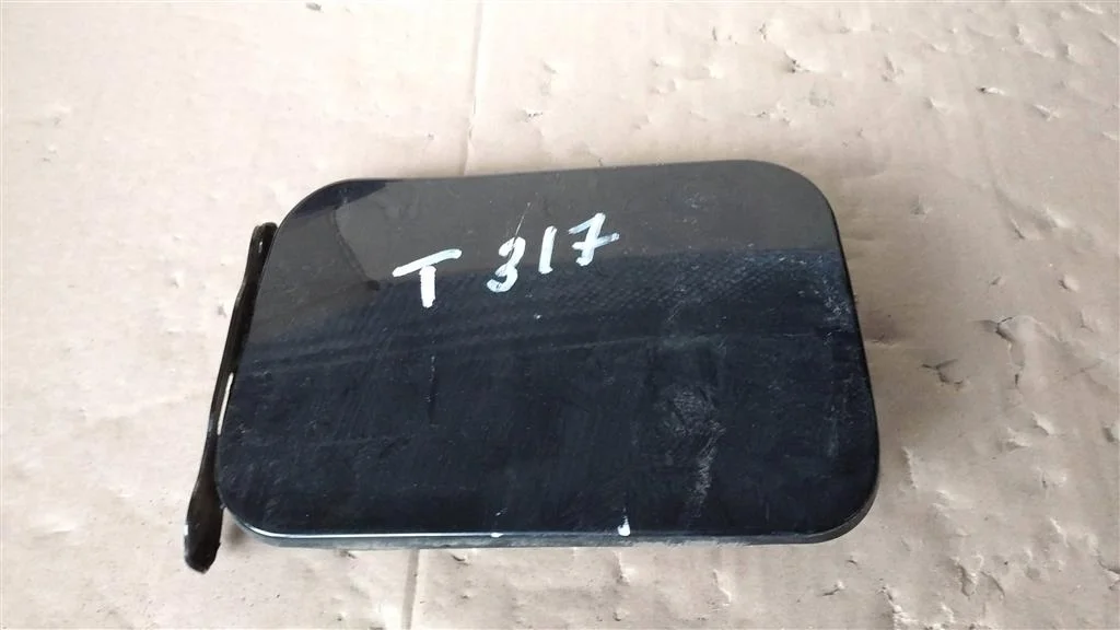 Б.у. лючок бензобака NISSAN X-TRAIL T31 NISSAN X-TRAIL T31