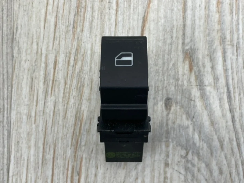 Кнопка стеклоподъемника VW Touareg 2003-2010 7L