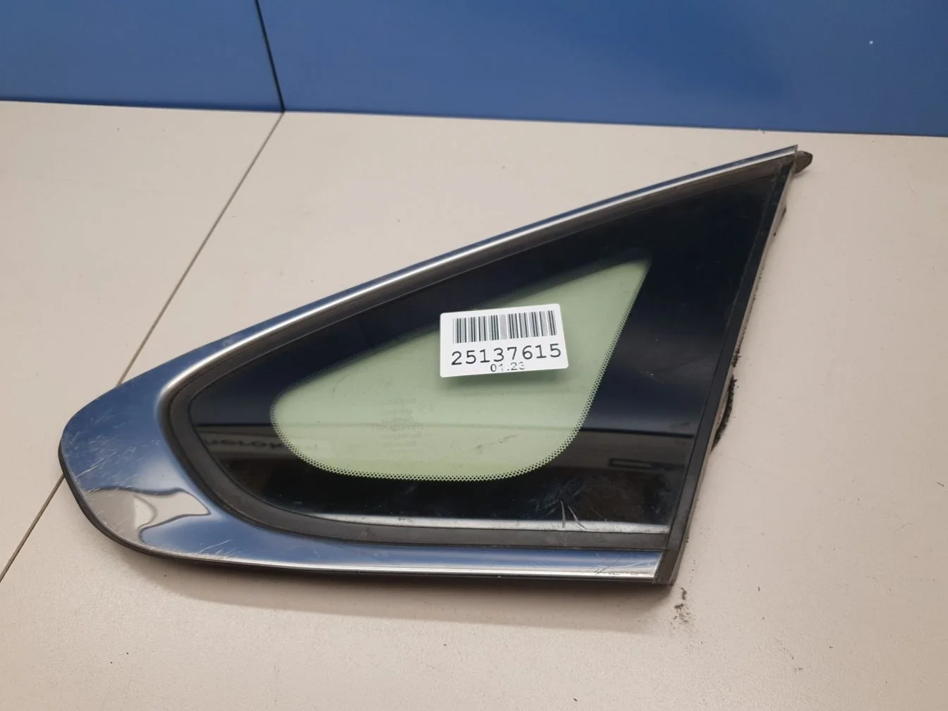 Стекло кузовное заднее правое глухое для Nissan Almera G15 2012-2018