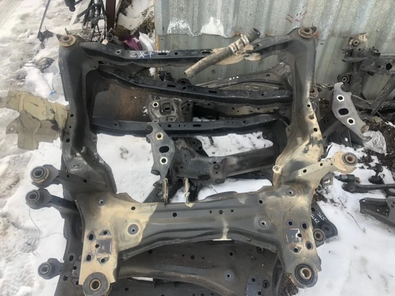 Подрамник двигателя Mazda CX-7 2008 ER3P