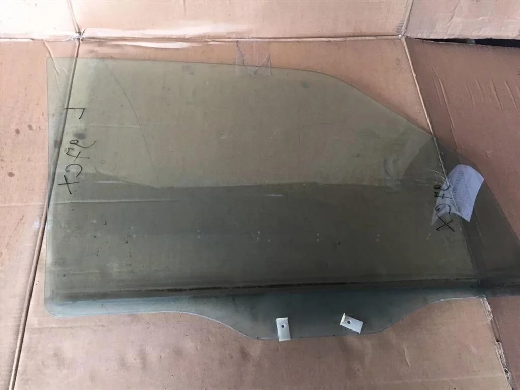 Б.у. стекло двери MITSUBISHI PAJERO V97W MITSUBISHI PAJERO V97W