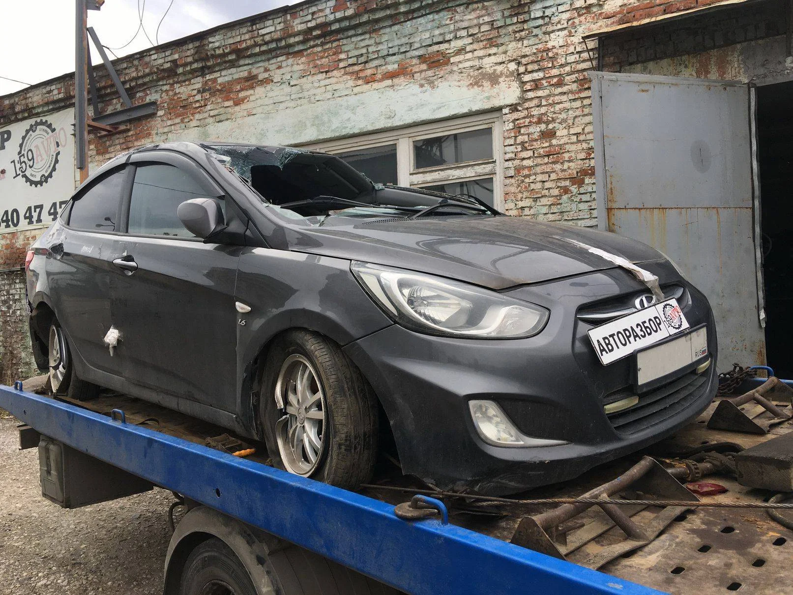 Продажа Hyundai Solaris 1.6 (123Hp) (G4FC) FWD AT по запчастям