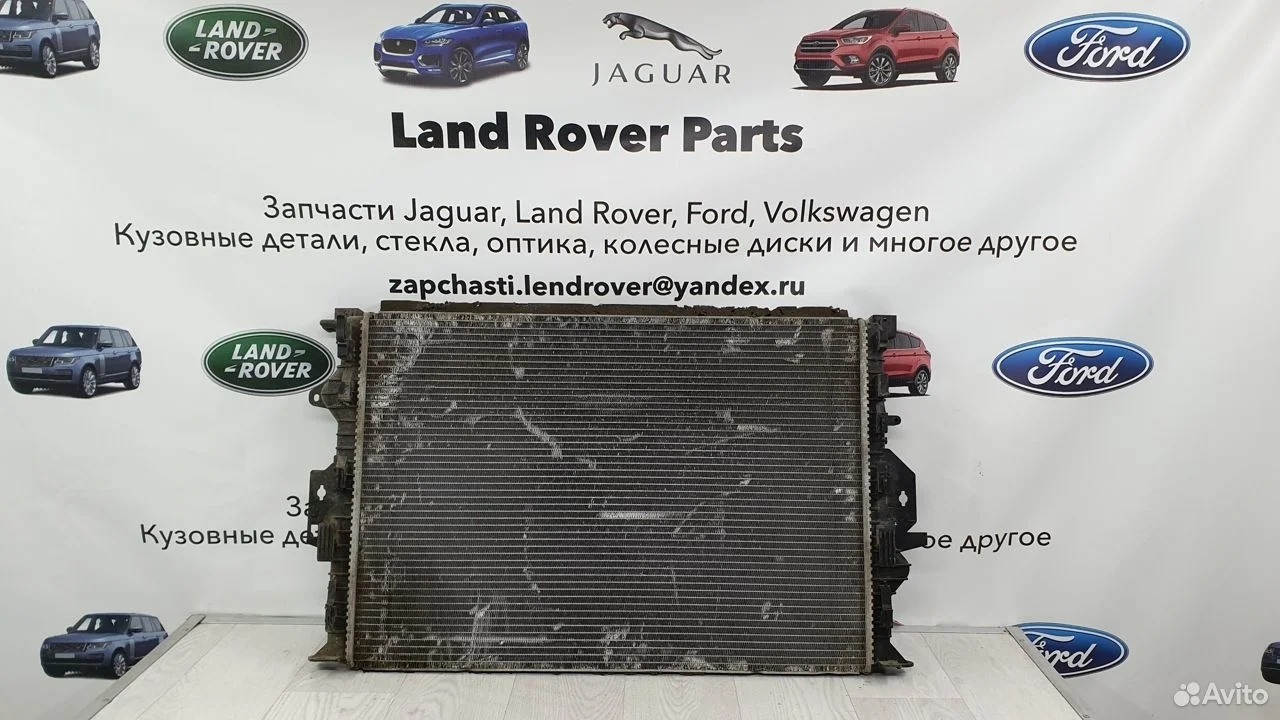 Радиатор охлаждения range rover evoque