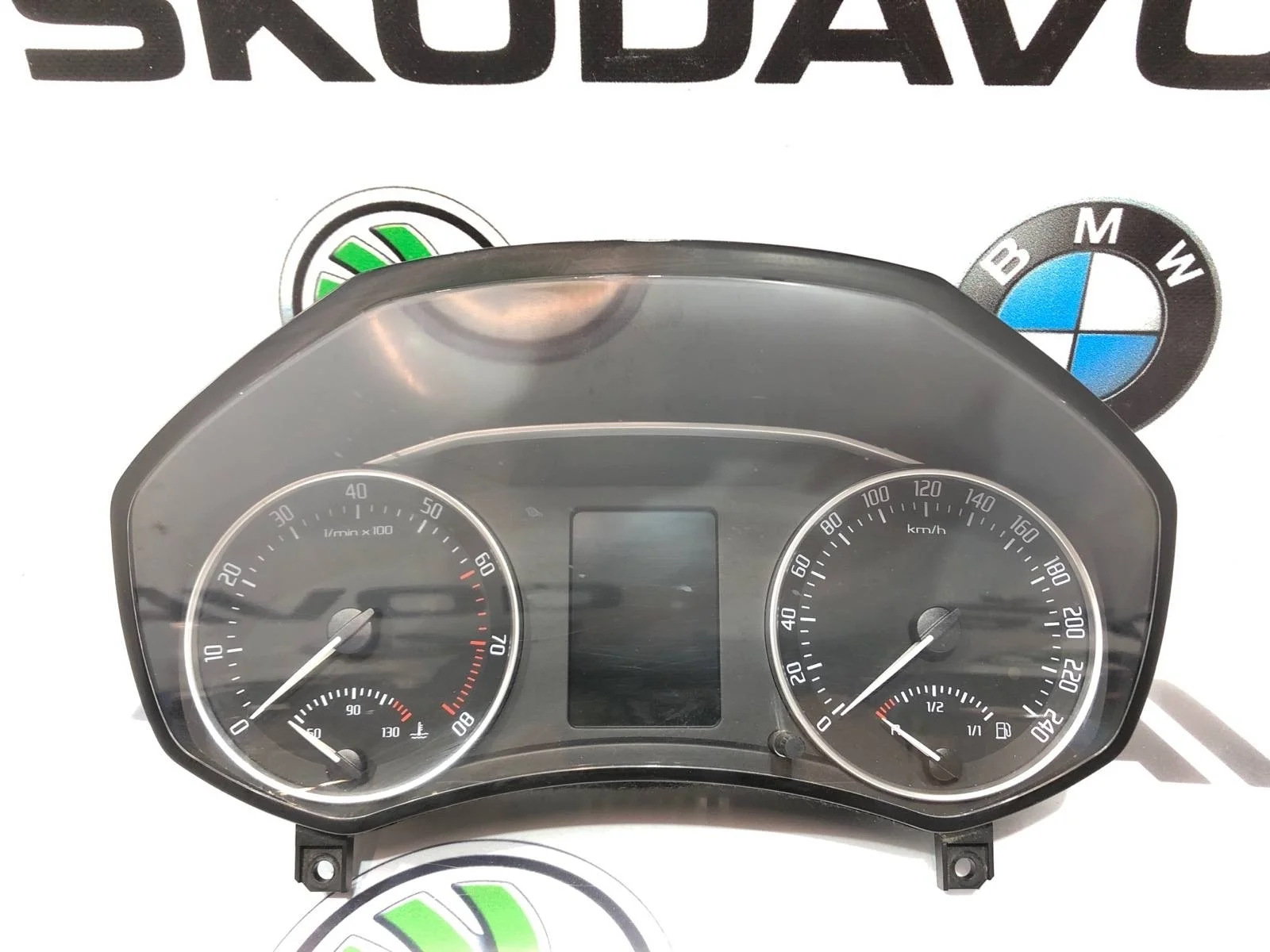 Панель приборов Skoda Octavia 2009 1Z0920843B A5 (1Z) 1.6 BSE