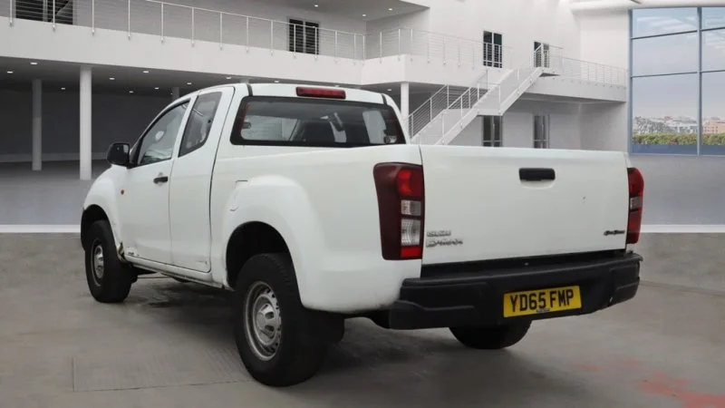 Продажа Isuzu D-Max 2.5D (136Hp) (4JK1) 4WD MT по запчастям