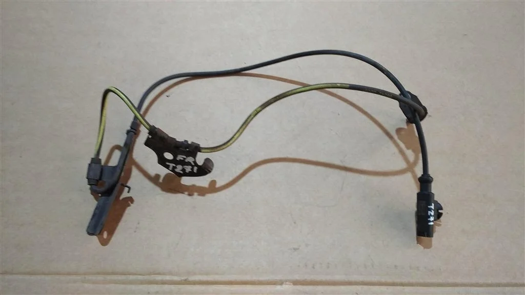Б.у. датчик abs TOYOTA AVENSIS ZRT270 TOYOTA AVENSIS ZRT270