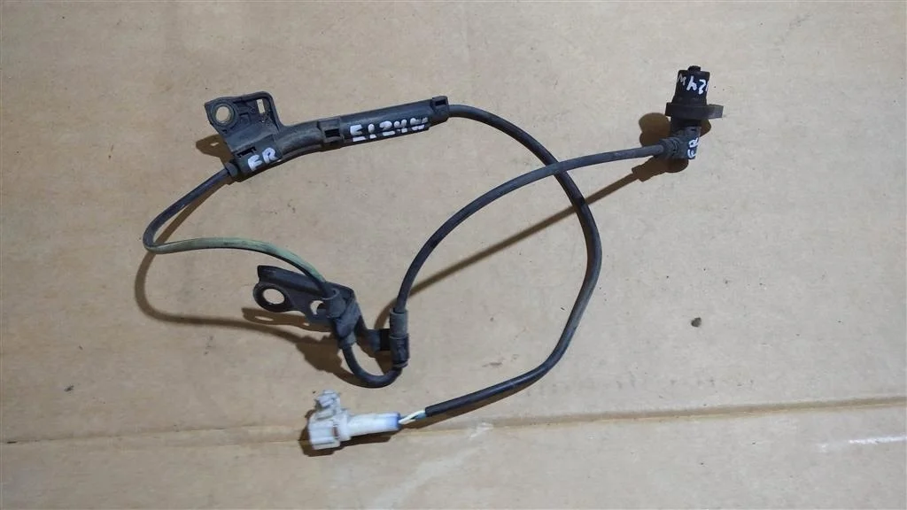 Б.у. датчик abs TOYOTA COROLLA E120 TOYOTA COROLLA E120