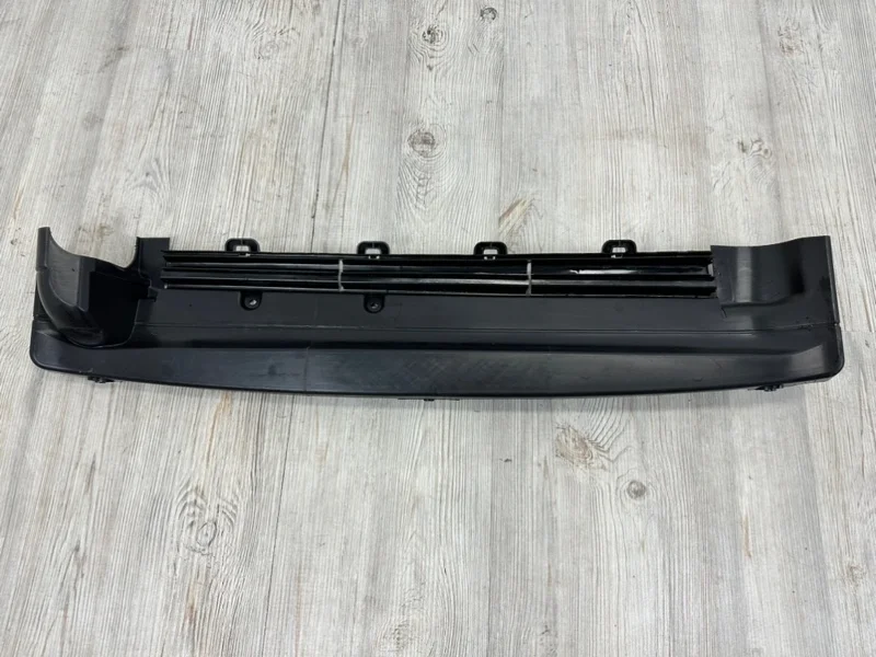 Пыльник бампера VW Transporter T6 2015- 7E